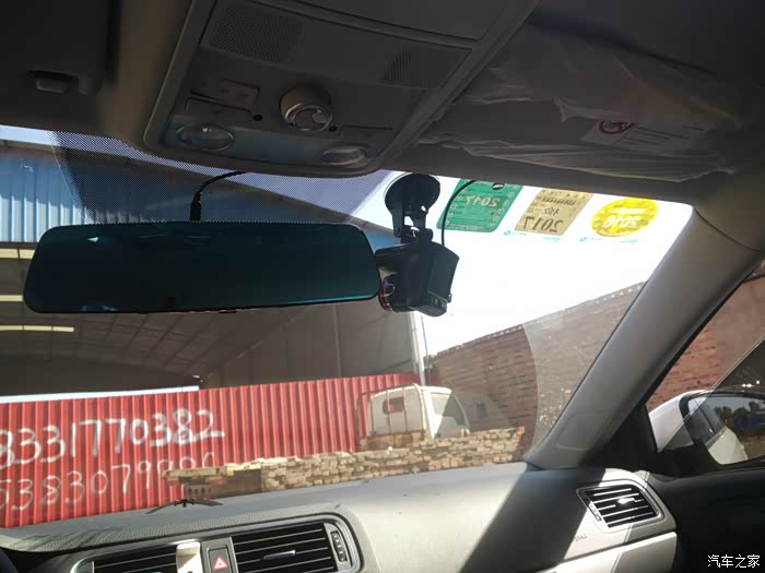 【图】14改款速腾自动领先自己加装倒车影像
