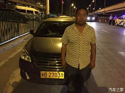 乌鲁木齐交警查过一驾校教练酒驾。有图有真相