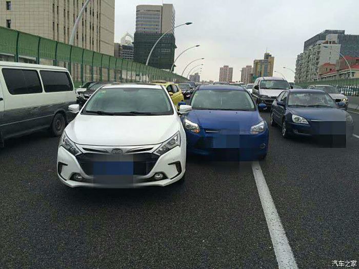 【图】新福2.0AT最近一个月两起刮擦事故,开车