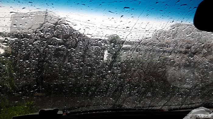 【图】又下雨了,这雨可真大_奇瑞QQ\/QQ3\/QQ