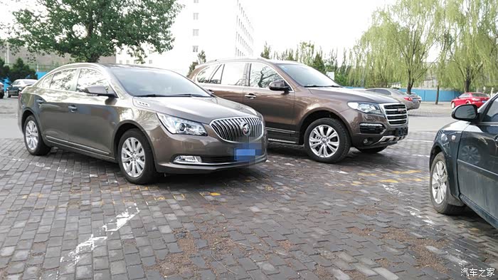 【图】实拍哈弗H8四精可可棕与几种车型的对