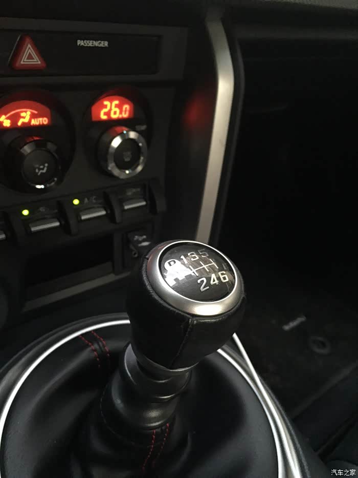 【图】上班族brz8000公里使用心得~求认证_斯