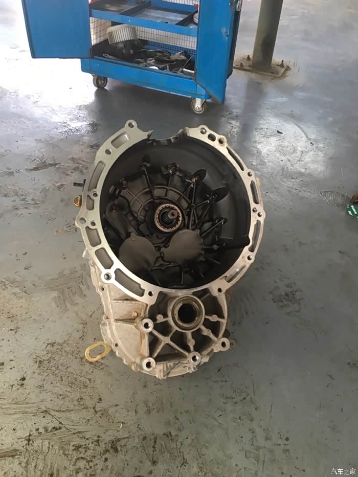 变速器安装步骤图解 500_wKjBx1elSfCAKlZQAAIp_Vy1kEc961.jpg