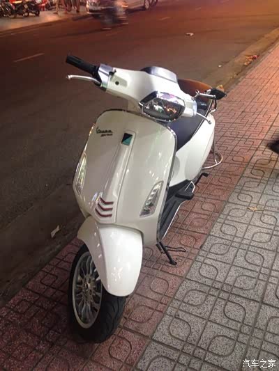 在越南旅游,碰到的昂克赛拉。(评论更新街拍车