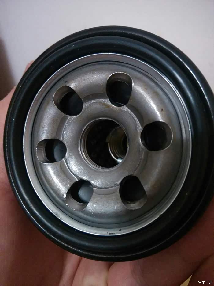 借我借我一双慧眼吧,让我把这机滤看个清清楚