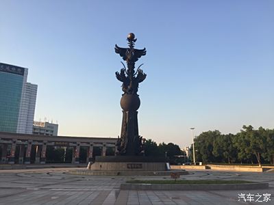 鸠兹广场头鸟头像芜湖象征-鸠兹鸟