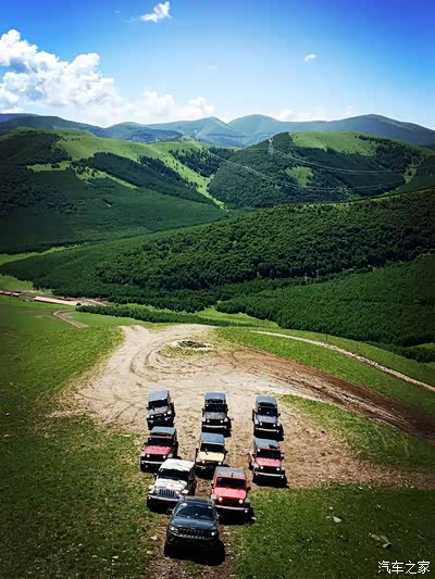 Jeep牧马人车队穿越老掌沟顺利爬过好汉坡_自驾游论坛_手机汽车之家