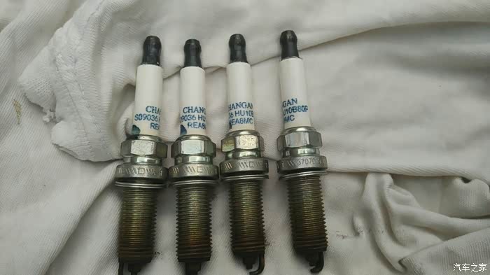 《深圳CS35车友会》自己更换双铱金火花塞 2