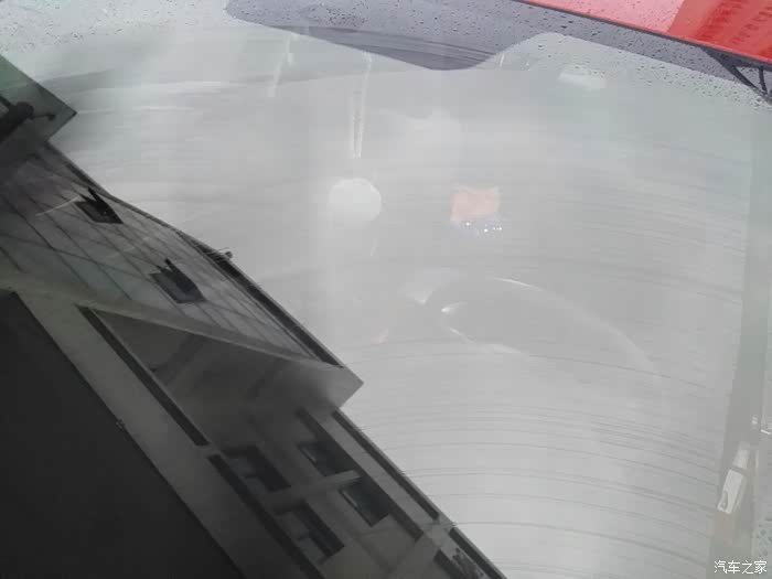 如何抹玻璃没有水痕 500_wKjBx1h_M5eANzTzAAfPgO8dqrI474.jpg