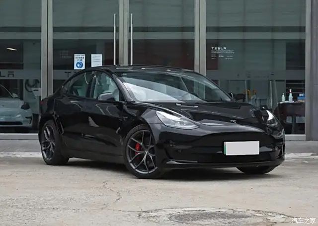 运动版特斯拉model 3