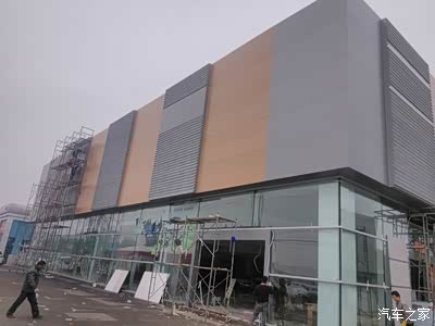 保险保单已出钱也付了就送一个洗车卡一个充气