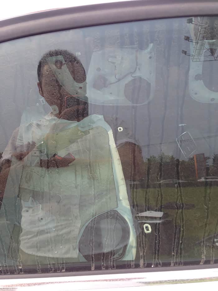 【图】大家小心买到泡水车_奥迪A4L论坛