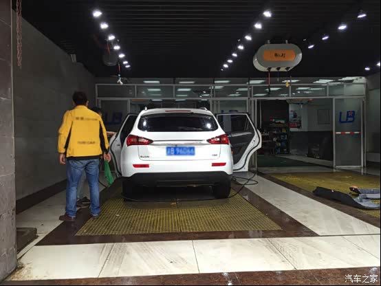 【图】和大6逛洗浴中心 偶遇传说中的闪金棕6