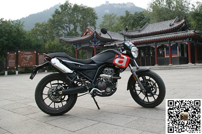 主题:阿普利亚咖啡aprilia cafe125试驾