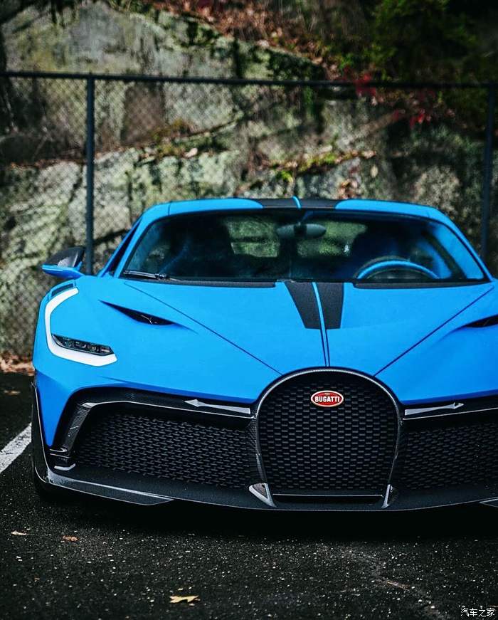 【图】bugatti divo,灯组挺有意思_布加迪论坛_汽车之家论坛