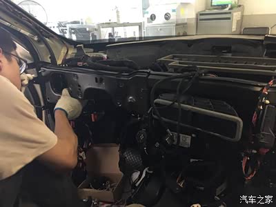 前档隔热棉异味_奥迪A4L论坛