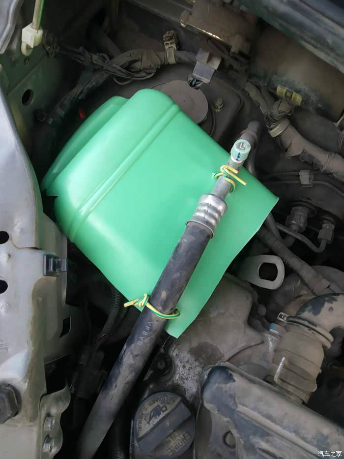 【图】ABS插头进水引起ABS灯亮,看我这么处