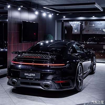 保时捷911 turbo s,黑色忧郁的帅