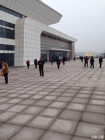 简阳南站逛一逛_四川