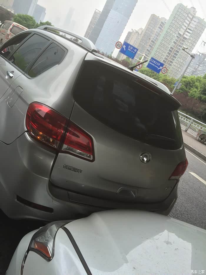 【图】被追尾了_帝豪gs论坛_汽车之家论坛