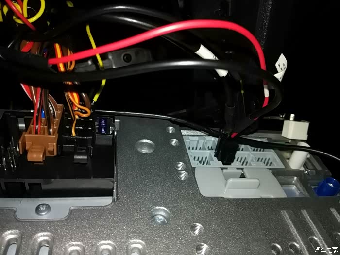 【图】4S检测电子中央电器系统出现红色是什