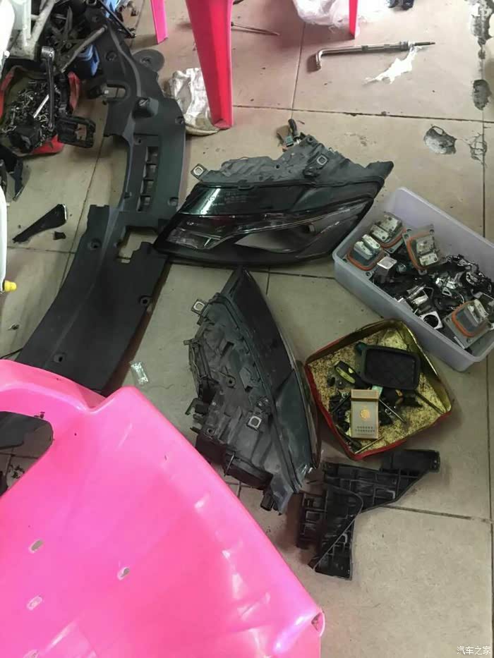 【图】隔壁老王家的奥迪老款Q5换新款眼睛了