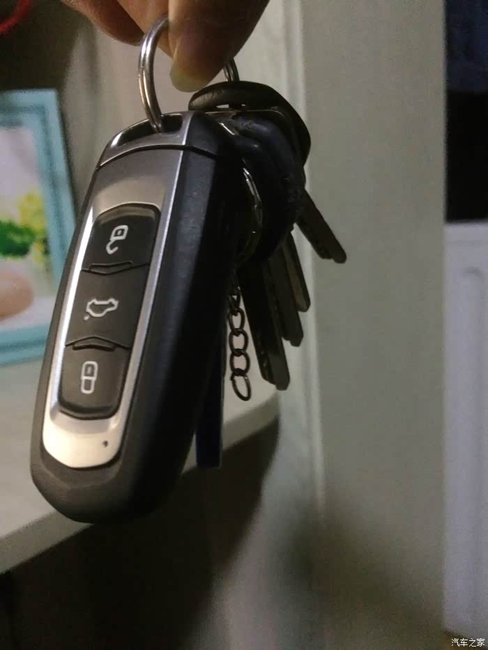 【图】博瑞 加速声音很大 方向盘卡卡 有没这情