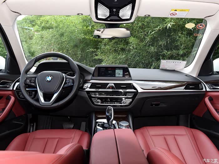 【图】为什么新5系只有火山红内饰中控下面是