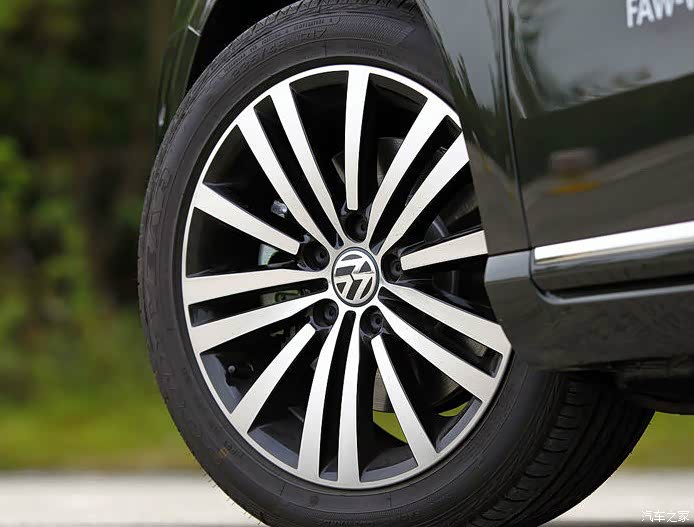 【图】版主留情,有没有16换17寸轮毂的 油耗 舒