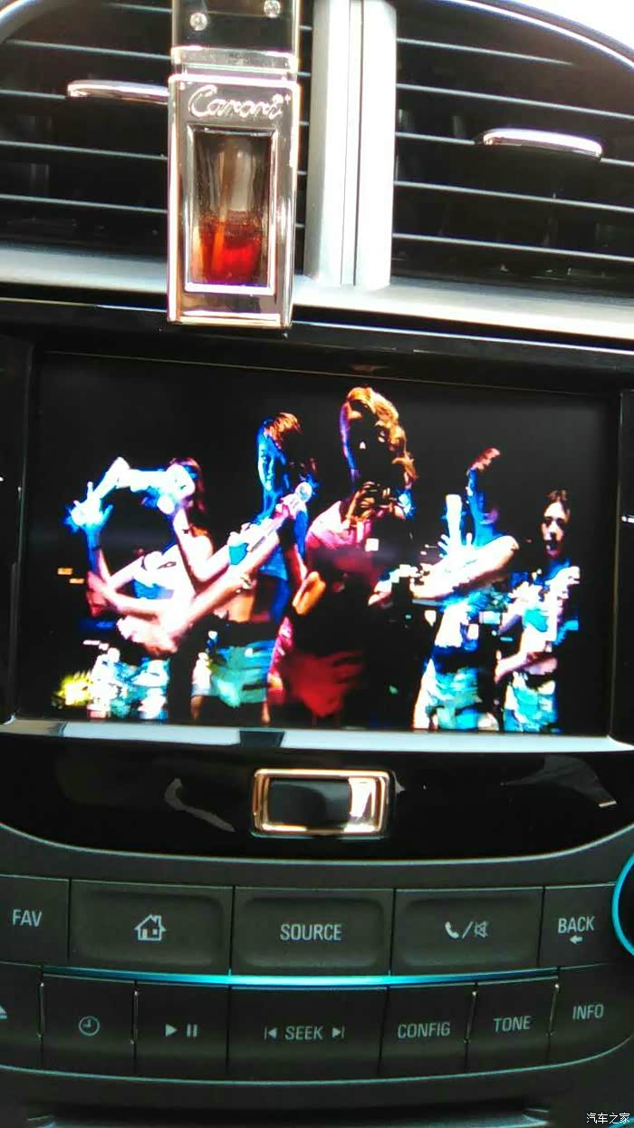 【图】迈锐宝手套箱用U盘播放视频时花屏死机