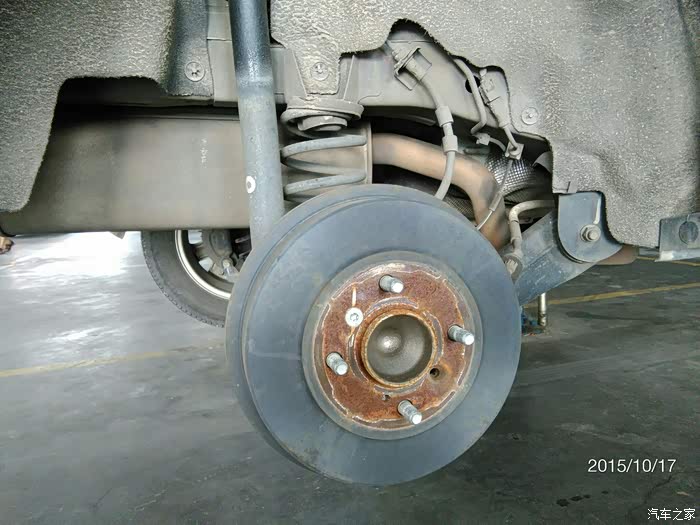 【图】刹车时后车厢有卡啦卡啦的异响,请教大