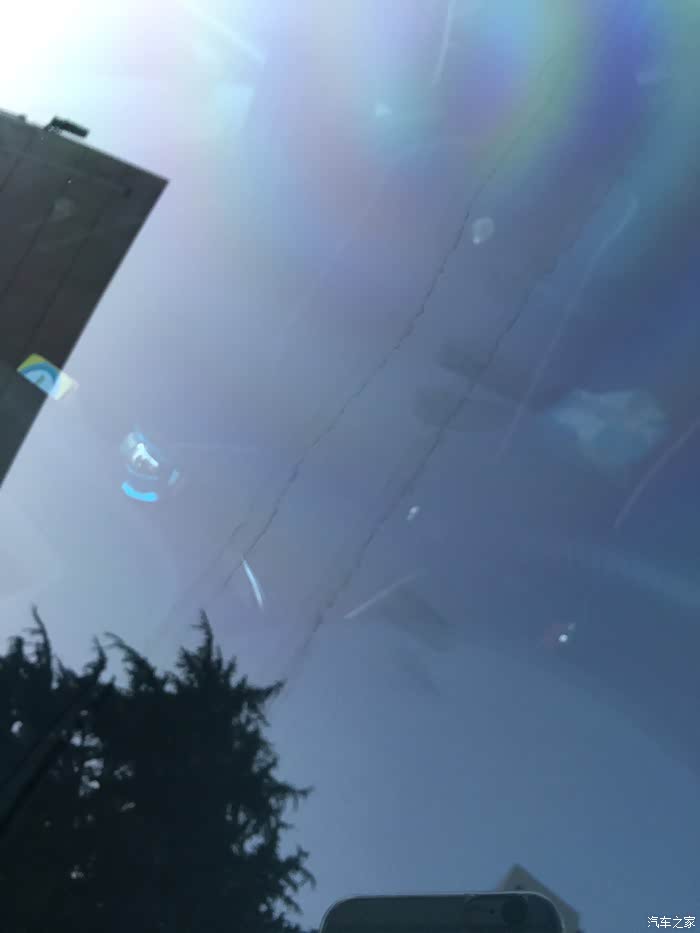 【图】前挡玻璃上两道水印擦不掉,有没有高人