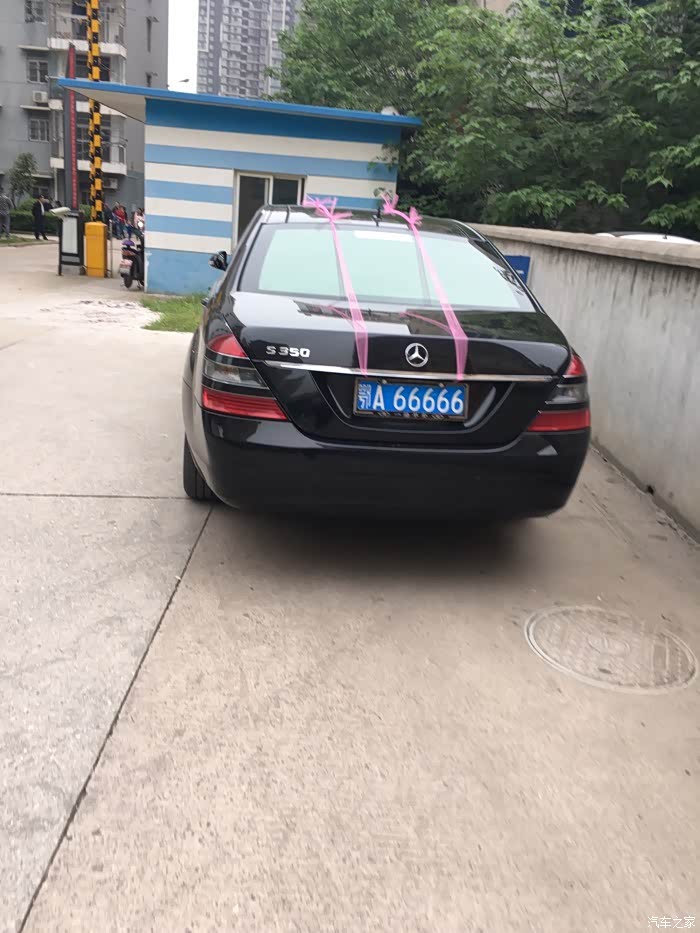 武汉最6车牌惊现我们小区