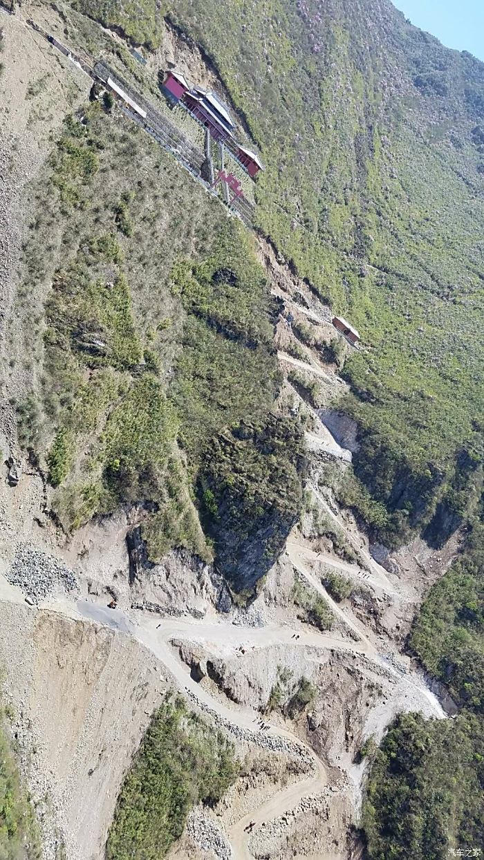 五一攀登东川大牯牛山