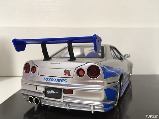 保罗沃克最爱skyline r34 gtr《第二部》