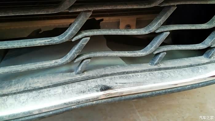 【图】车撞了,自己的问题,走保险,还是自己修,大