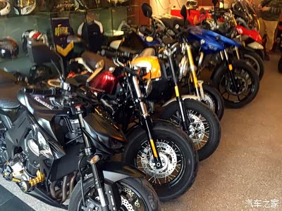 广西大贸 宝马街车 S1000R 提车作业!