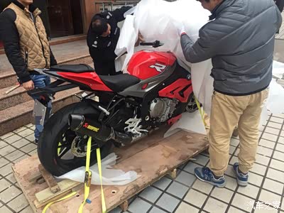 广西大贸 宝马街车 S1000R 提车作业!