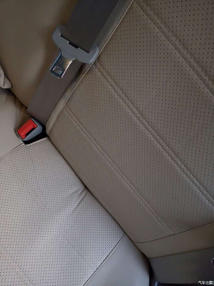 儿童安全座椅怎么安装在车上视频 500_wKgFU1bhVquAU66VAAjk2H9oK_c748.jpg