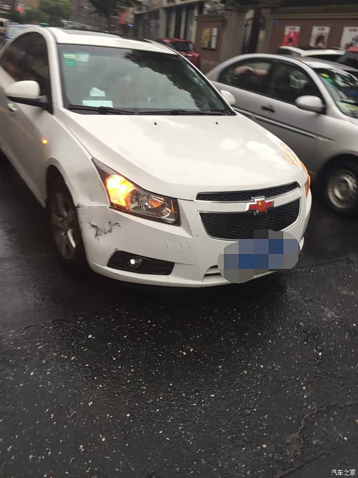 【图】在线求助,我全责,但认为对方定损的费用