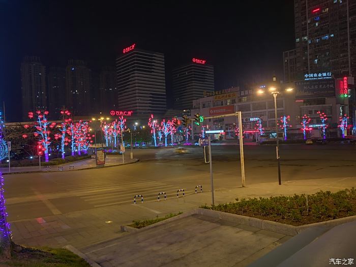 巴南区府夜景(新年快乐)