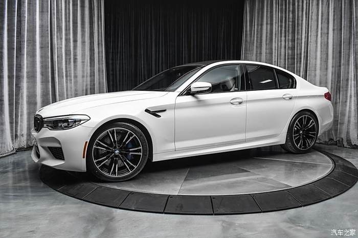 宝马bmwm5喜欢吗