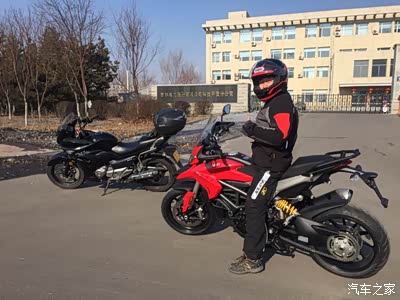 杜卡迪骇道小试身手_摩托车论坛_手机汽车之家