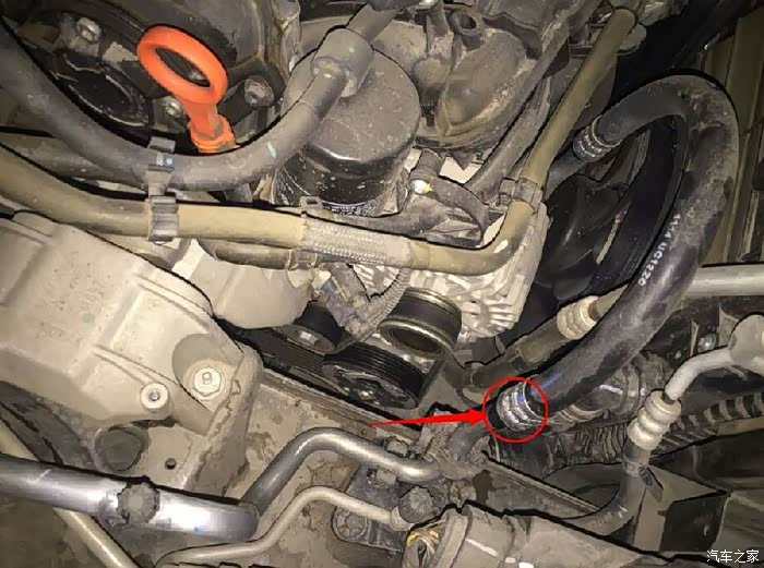 【图】空调管漏水问题!求大师解释!