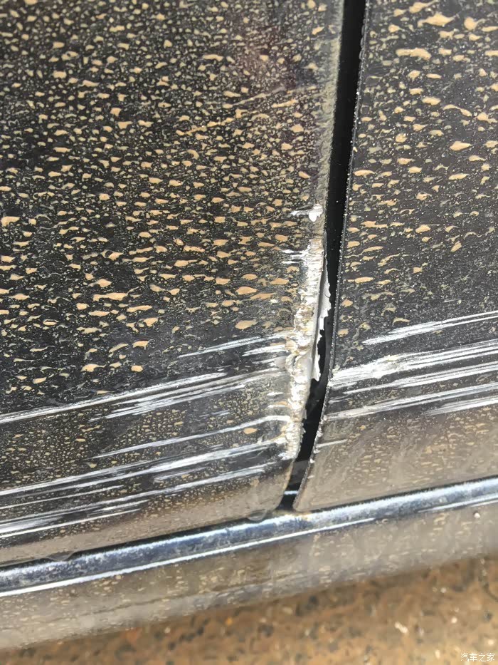 【图】车在石墩上被刮伤了,走的保险,