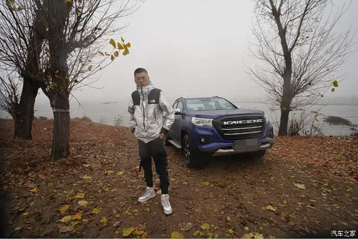 疯狂猜成语一个老人一只狗一辆车_一的成语疯狂猜成语图