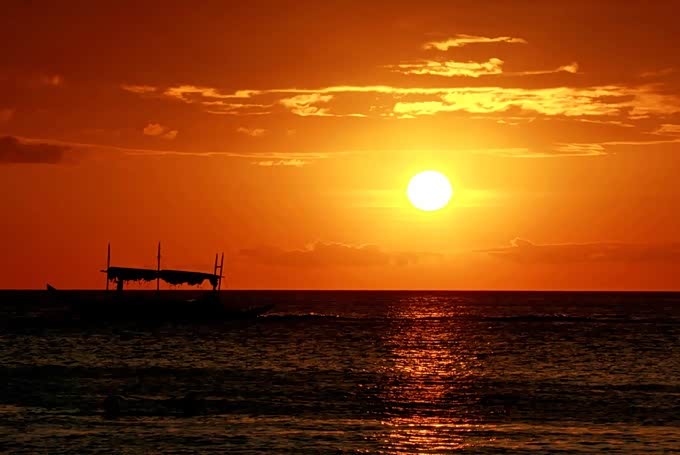 长滩岛 | 我初初见你,人群中独自美丽