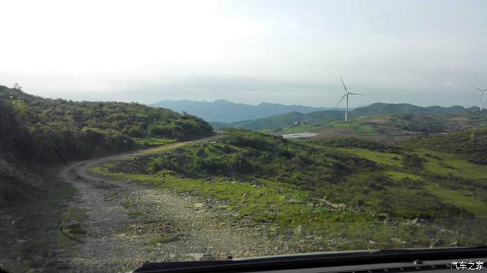 齐岳山人口_齐岳山图片(2)