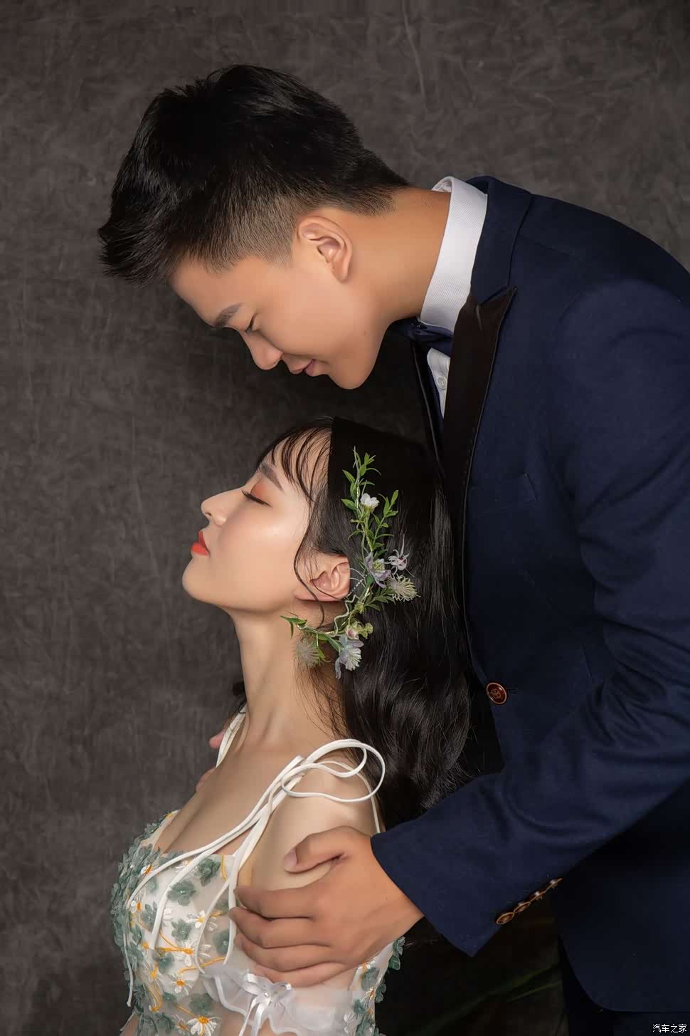 【感人七夕】在最美的年纪相逢，谱写最美的爱情篇章