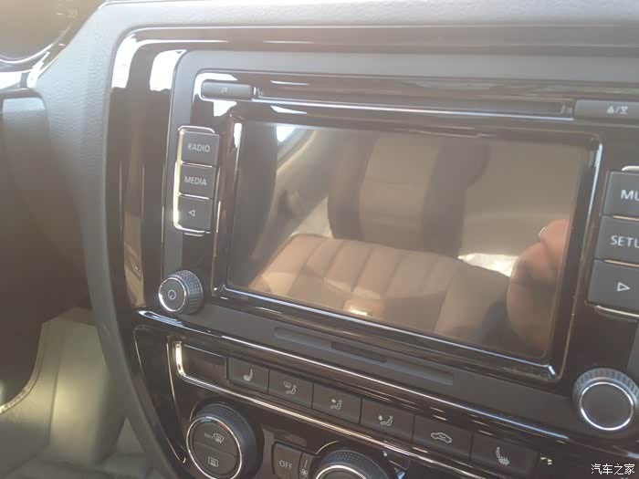 自己动手丰衣足食!记速腾多媒体播放器贴膜作